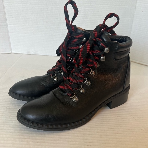 Gentle Souls by Kenneth Cole Women's Brooklyn Ankle Boot Size 9.5 #